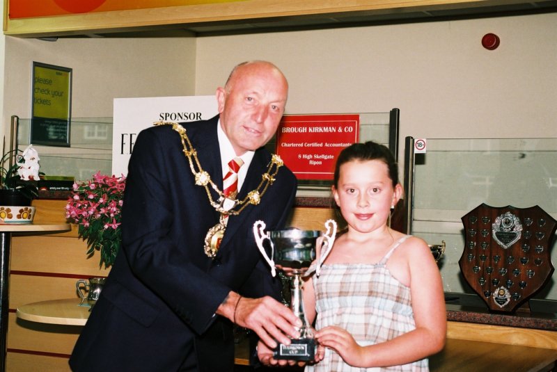 copy2ofkatiecussonsdtbrowncup.jpg